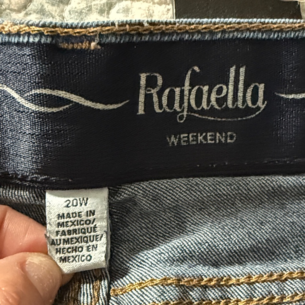 Rafaella Women's Dark Blue Ankle Jeans - Picture 2 of 6